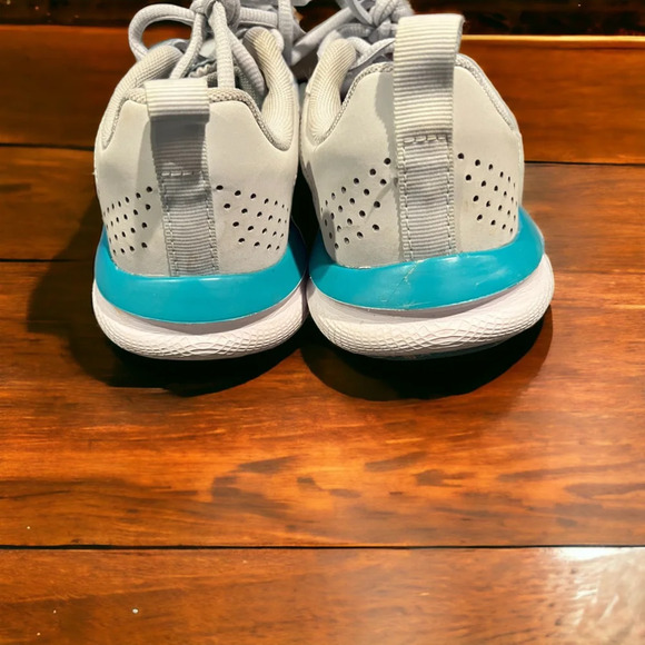 Under‎ armour deluxe foam charged assert sneakers - Picture 4 of 7